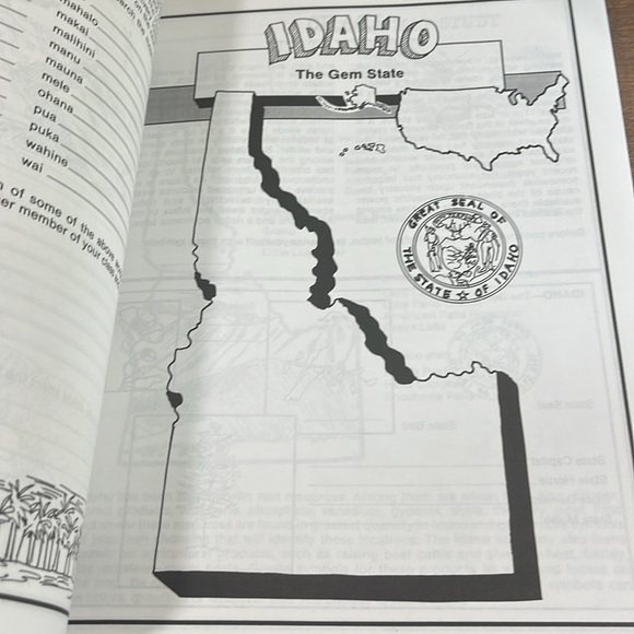 50 Nifty States by Jerry Aten, good Apple activity book for grades 4-8+ - Picture 6 of 9